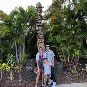 Meet your Posher, James marlou